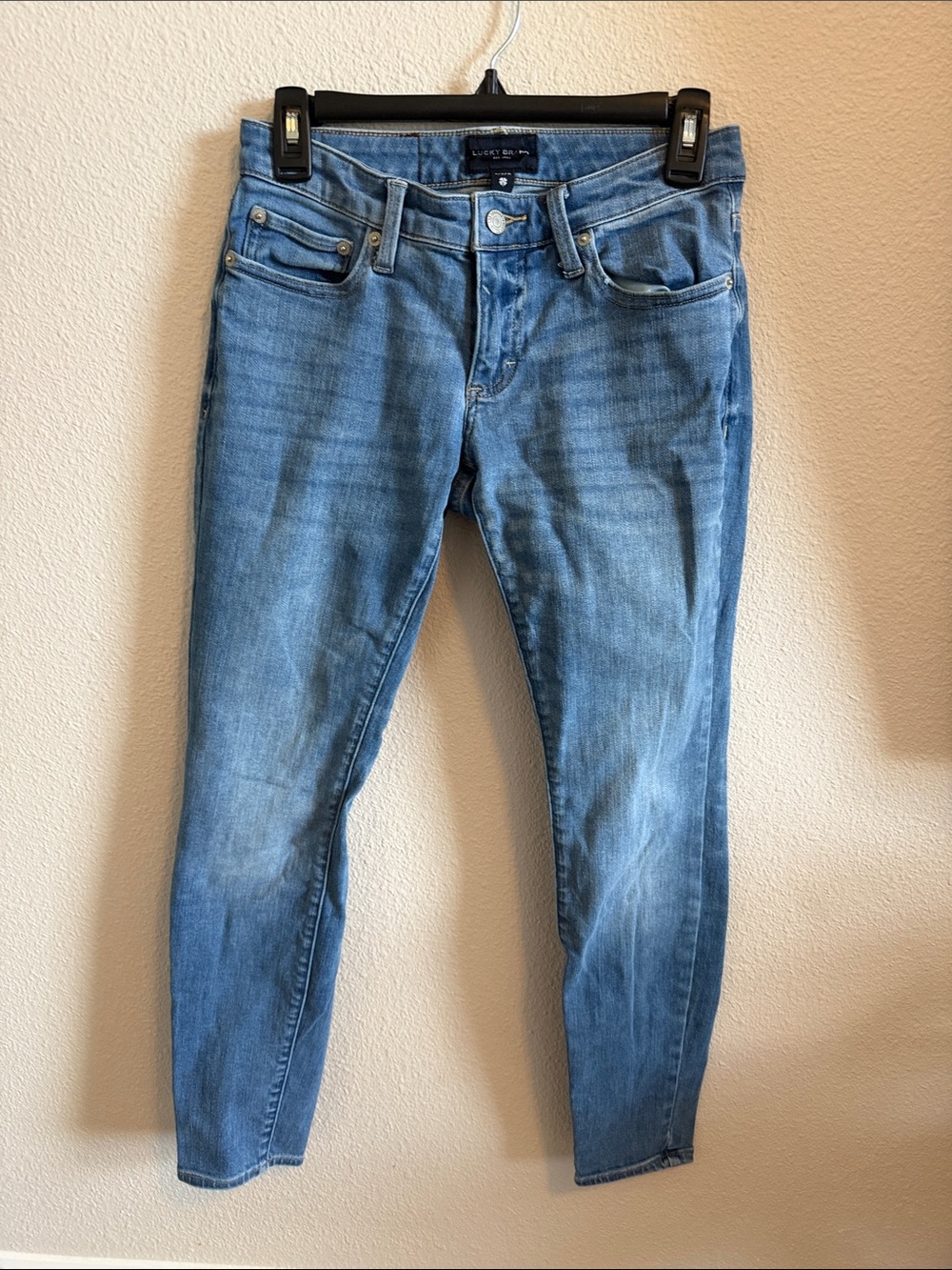 Lucky Brand Women’s Mid Blue Skinny Jeans